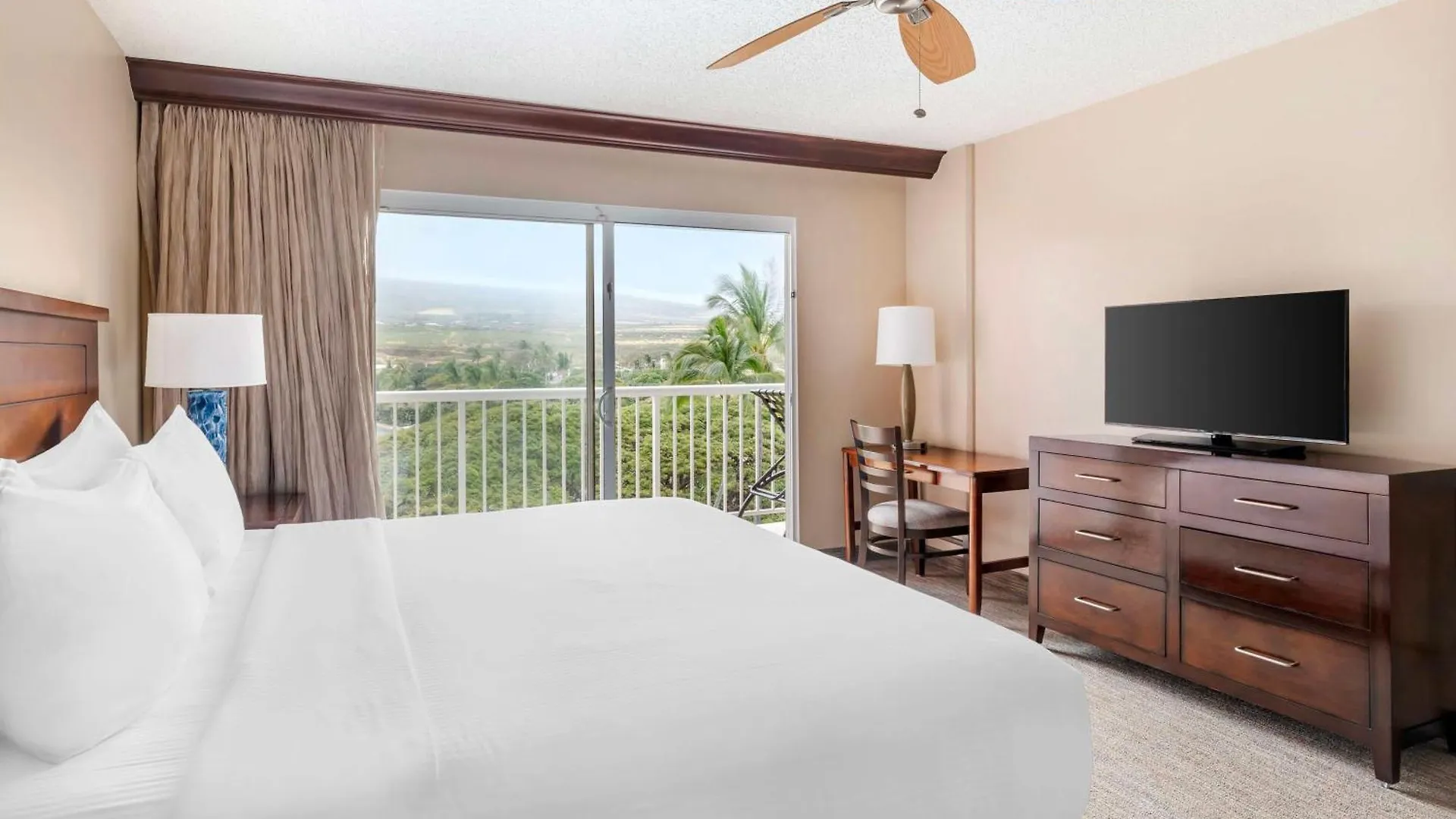 Курортный комплекс Hilton Vacation Club Ka'Anapali Beach Maui Лахайна